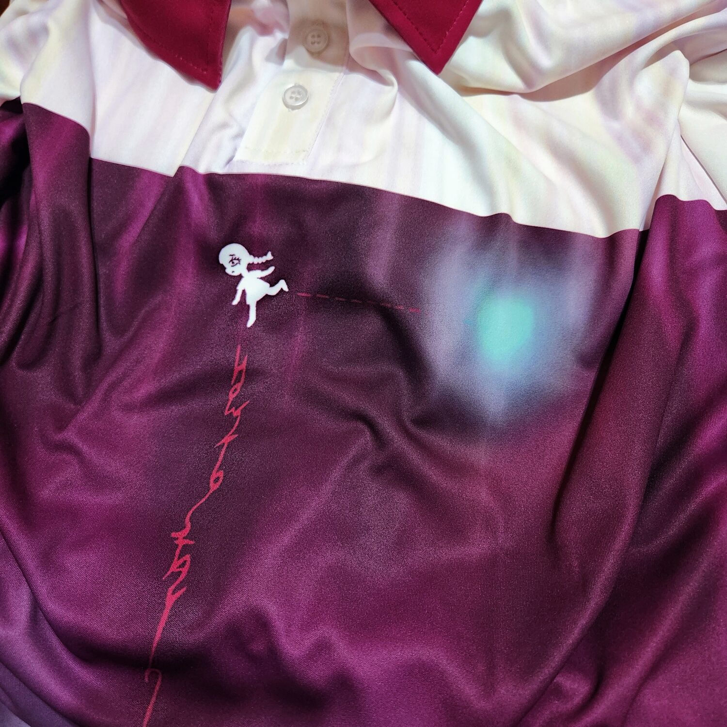 MEITU_20250930_010254536 墜落少女踢